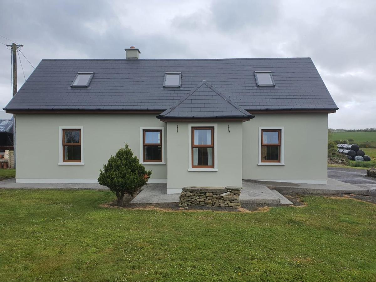 Murphys Irish Farmhouse ทราลี ภายนอก รูปภาพ